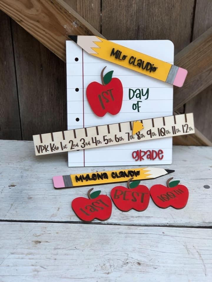 1st/last/100th day of school sign