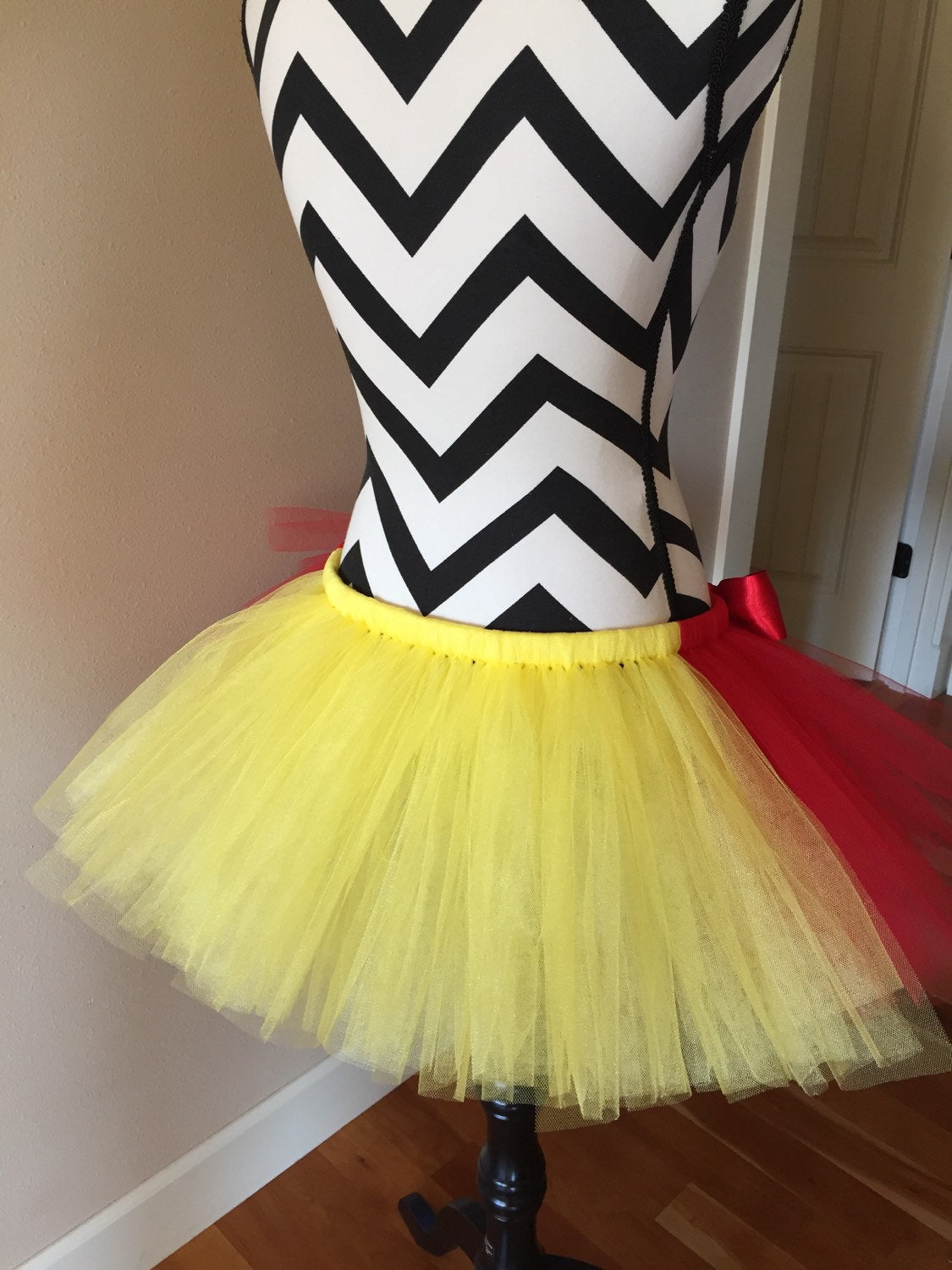 Snow White tutu, adult tutu, run disney marathon, princess race, run disney, disney tutu, running tutu,