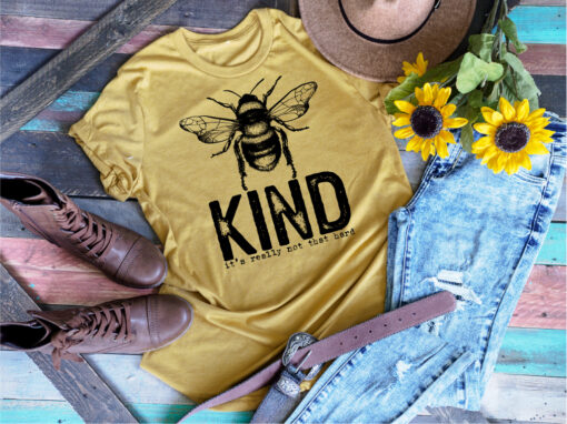 Bee Kind short sleeve tee