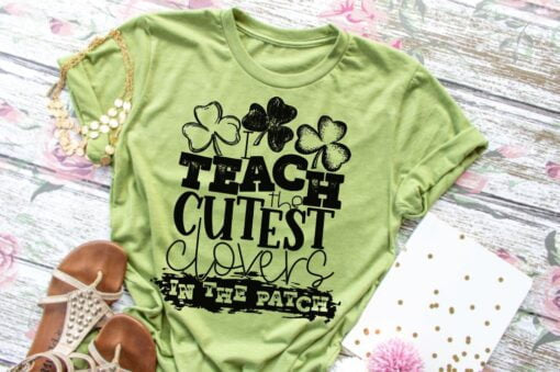 St Patricks day teacher shirt, Teacher shirt, Shamrock tee, teacher shirt, green tee for teachers, I teach clovers, clover shirt, st paddys
